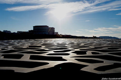 Toit du MUCEM : une nouvelle mer d'architecture by sabinelacombe