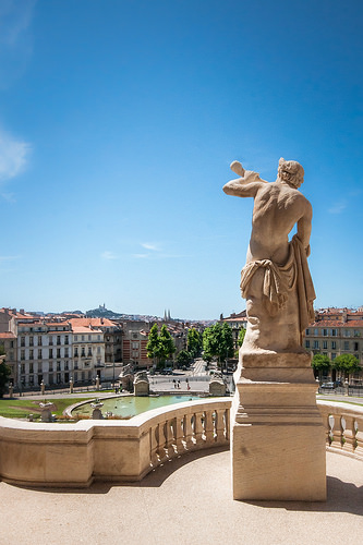 Statue du Palais de Longchamp à Marseille par Franck Vallet