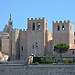 Marseille depuis le Vieux Port : l'église fortifiée par RarOiseau - Marseille 13000 Bouches-du-Rhône Provence France