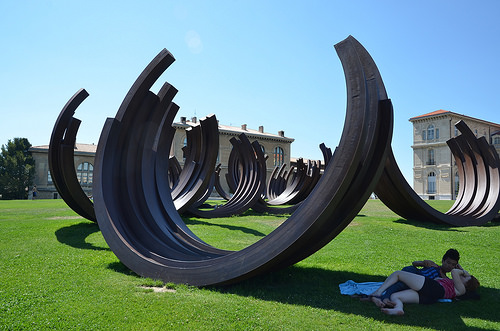 Parc du Pharo - Oeuvre de Bernar VENET by RarOiseau