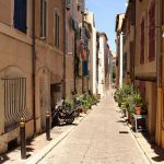 Ruelle dans le quartier du Panier à Marseille by Feiko. - Marseille 13000 Bouches-du-Rhône Provence France