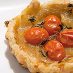 Pissaladière - The Provencal Onion Pie par Belles Images by Sandra A. - Marseille 13000 Bouches-du-Rhône Provence France