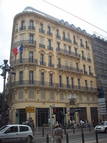 L'ancien Hôtel Noailles. La Canebière, Marseille. par Only Tradition