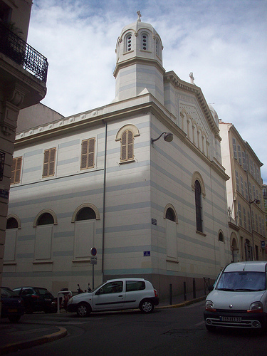 Eglise grecque orthodoxe à Marseille. by Only Tradition