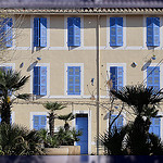 Facade typiquement provençale à Marseille par laetitiablabli - Marseille 13000 Bouches-du-Rhône Provence France