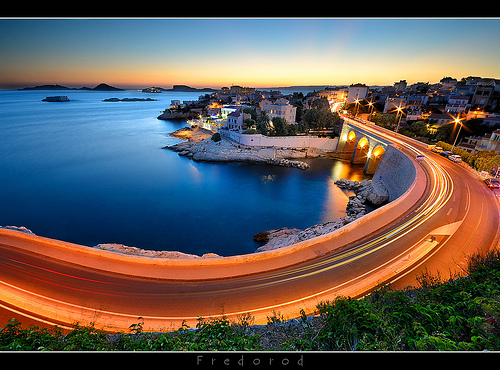 Corniche John Fitzgerald Kennedy de nuit by Fredorod