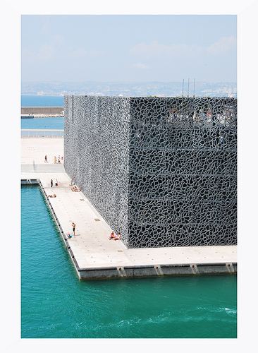 Le bloc / facade du musée Mucem par Dbredel81