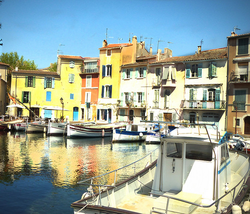 Martigues - La petite venise provençale by mary maa