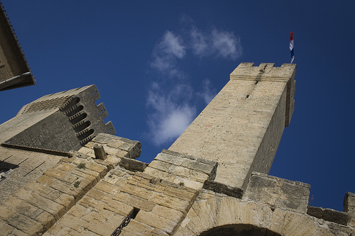 Château de L'Emperi : symbole de Salon de Provence by cpqs