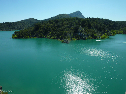 Ascension de la Montagne Sainte-Victoire - Lac de Bimont par larsen & co