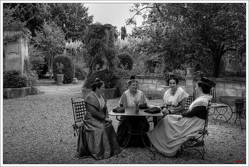 Discussions entre Arlésiennes by amcadweb