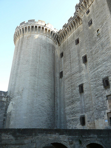 Tour du Château de Tarascon by Vaxjo