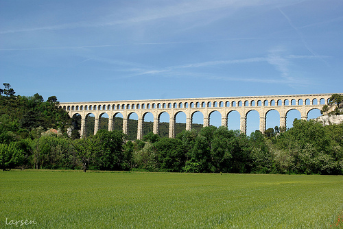 Acqueduc de Roquefavour - canal de Marseille par larsen & co