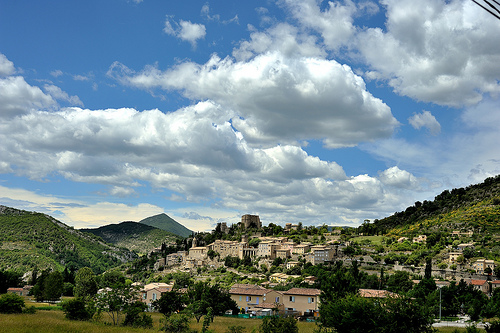 Montbrun les Bains et son château qui domine le village by roterrenner