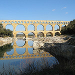 Le Pont du Gard :en reflet sur le gardon par mistinguette18 - Vers-Pont-du-Gard 30210 Gard Provence France