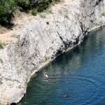 Tuffo par Serena Passerotti - Vers-Pont-du-Gard 30210 Gard Provence France