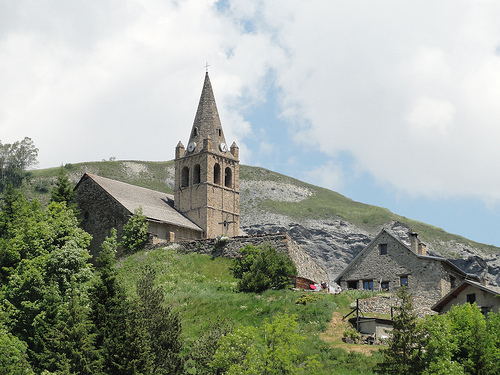 Along the road between Grenoble and Le Lautaret par Hélène_D