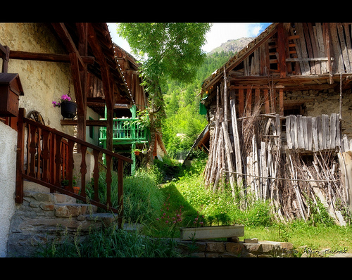 Chalets - Vallée de Fressinières par Alain Cachat