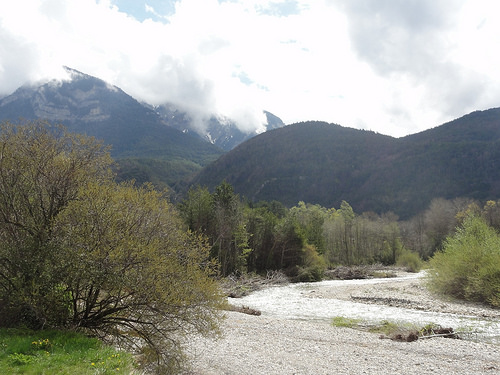 Le lit du Buëch : rivière du sud de la France by Hélène_D