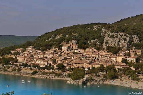 Le calme de Bauduen devant le lac by Matiou83