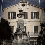 Statue à la gloire de la révolution française by gertfl83 - Bormes les Mimosas 83230 Var Provence France