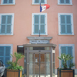 Hôtel de Ville, Cuers, Var. par Only Tradition - Cuers 83390 Var Provence France