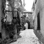 Ruelle de Gassin par Niouz - Gassin 83580 Var Provence France