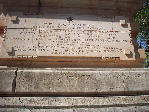 Monument aux morts, Gonfaron, Var. par Only Tradition
