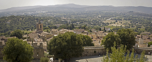 Au dessus de Grimaud par cpqs