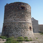 Vieille Garde. Le Rocher. Ancien château et chapelle du XIème siècle. La Garde, Var. par Only Tradition - La Garde 83130 Var Provence France