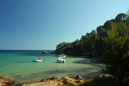 Plage du Cap de Leoube by chris wright - hull