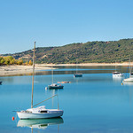 Calme plat sur lit turquoise - Lac de Sainte-Croix par Charlottess - Les Salles sur Verdon 83630 Var Provence France