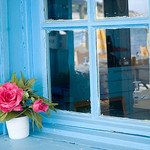 Fenêtre bleue à Ramatuelle par GUY DUBLET - Ramatuelle 83350 Var Provence France
