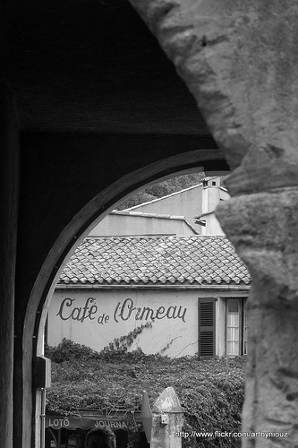 Café de l'Orneau by Niouz