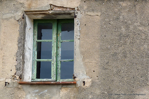 Vieille fenêtre par Niouz