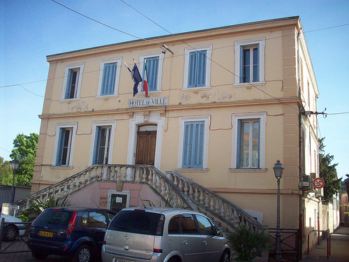 Hôtel de Ville, Solliès-Pont, Var. par Only Tradition