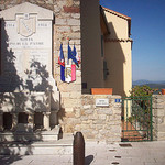 Monument aux morts, Solliès-Ville, Var. par Only Tradition - Sollies Ville 83210 Var Provence France