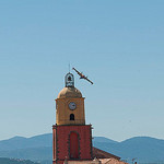 le Clocher de Saint-Tropez et un canadair par PUIGSERVER JEAN PIERRE - St. Tropez 83990 Var Provence France