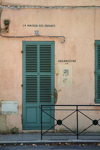 21 - La maison des enfants par . SantiMB .