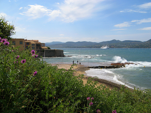 Joli vent sur la plage de la Ponche par myvalleylil1