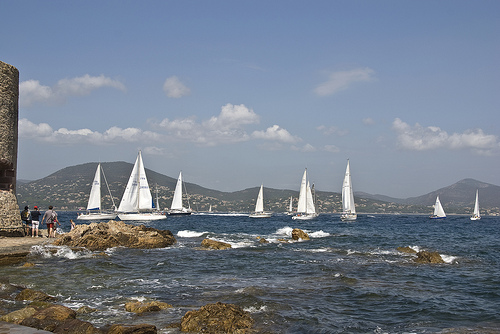 Toutes voiles dehors à Saint-Tropez par Massimo Battesini