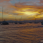 Ciel de feu par PUIGSERVER JEAN PIERRE - St. Tropez 83990 Var Provence France