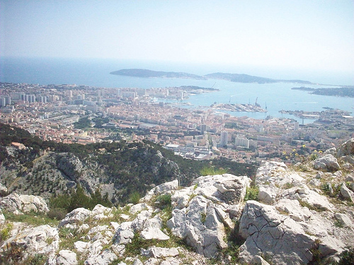 Vue sur Toulon. Mont Faron, Toulon. par Only Tradition