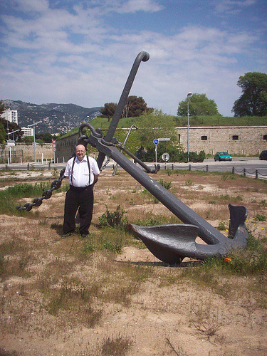 FreD. Arsenal et Ancres marines devant la Porte Malbousquet. Toulon. by Only Tradition