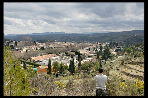 Varages - Perspective sur le village par Renaud Sape