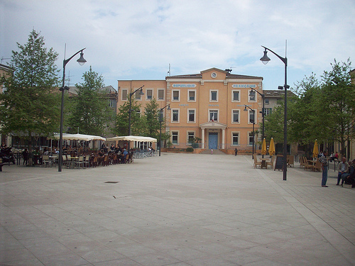 Hôtel de Ville, Vidauban, Var. par Only Tradition