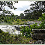 Les chutes vues de l'intérieur du moulin by myvalleylil1 - Vidauban 83550 Var Provence France