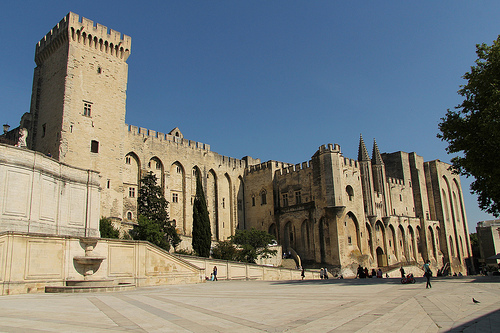 Palais des Papes d'Avignon par Meteorry