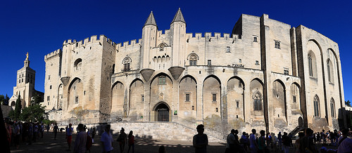 Le Palais des Papes d'Avignon par yom1