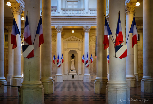 Intérieur de la Mairie d'Avignon by Rémi Avignon